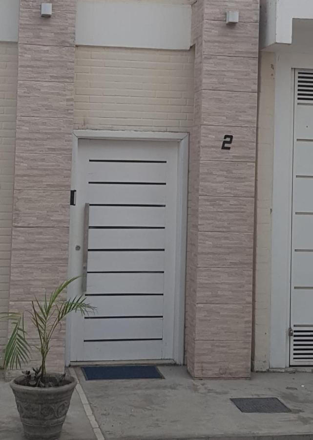 Sobrado 2 Amplo E Confortavel Em Condominio Corumbá Zewnętrze zdjęcie