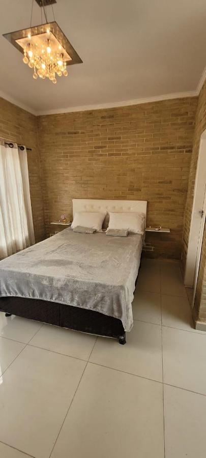 Sobrado 2 Amplo E Confortavel Em Condominio Corumbá Zewnętrze zdjęcie